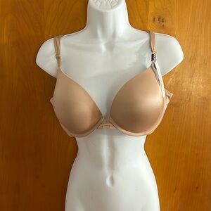 Brand new Victoria’s Secret push up bra size 38 C